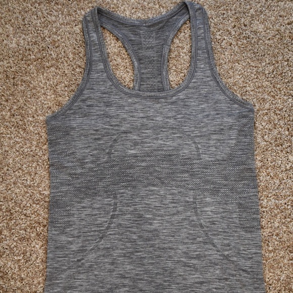 lululemon athletica Tops - Lululemon swiftly tech racerback!!